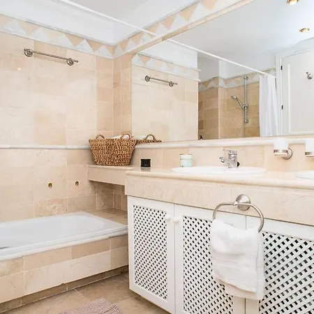 아파트 Great View In Elviria *